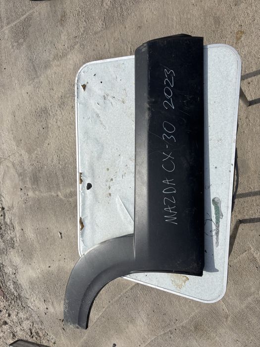 Задна дясна вежда за Mazda cx30 2023