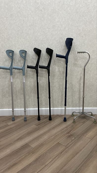 Продам Костыли