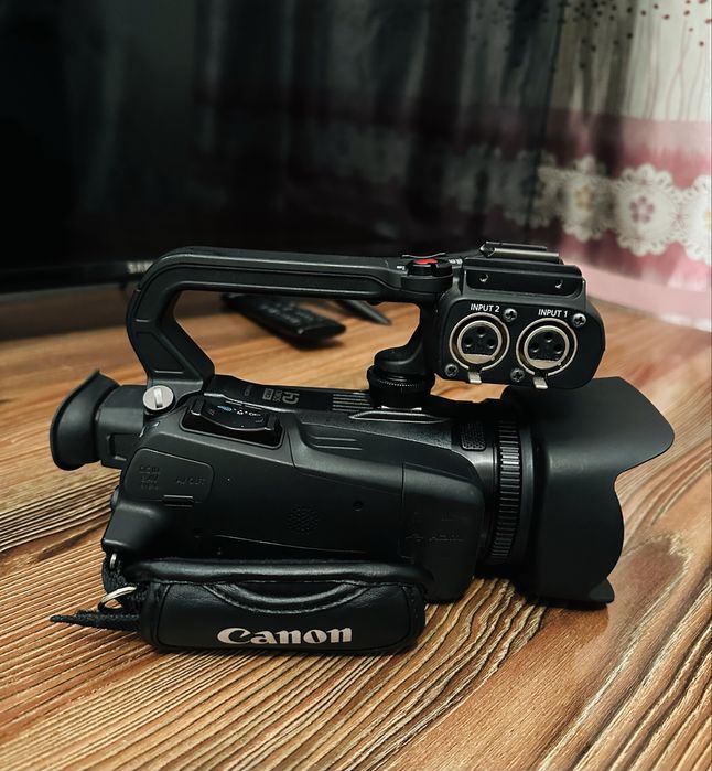 Canon xa11 видеокамера