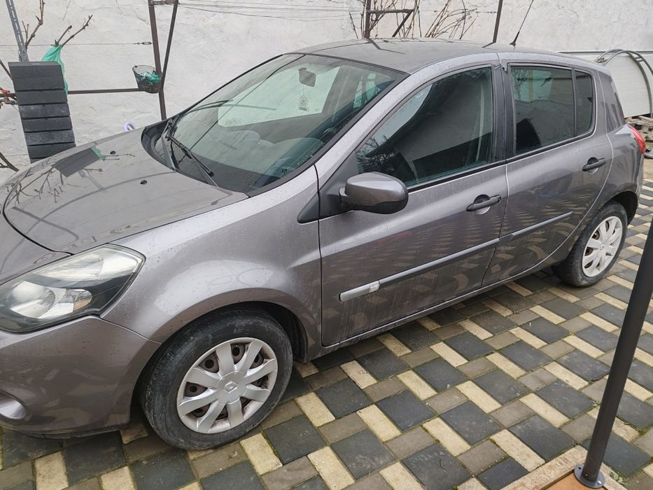 Renault Clio 2009 1.2 benzina 100cp