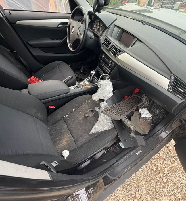 Dezmembrez Bmw x1 facelift 2.0 xd