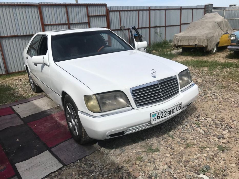 Мерседес 140 Мерс машина