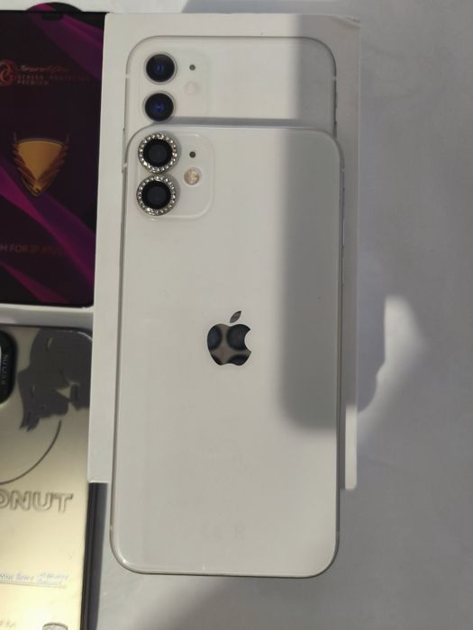 Iphone 11 white 64 gb