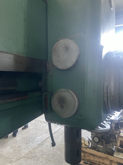 Радиална бормашина Елпром