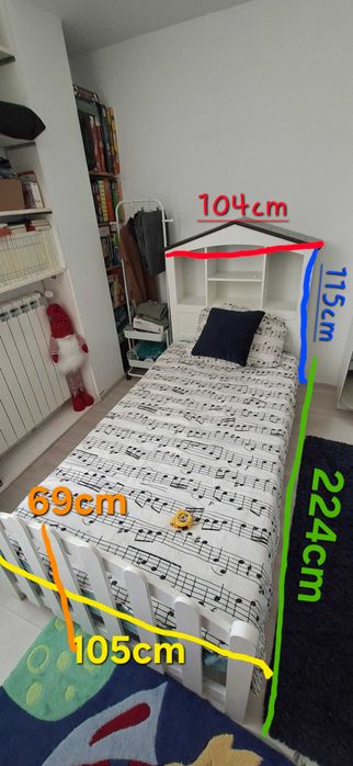 Camera copii Mobexpert: pat+biblioteca+birou+2covorase