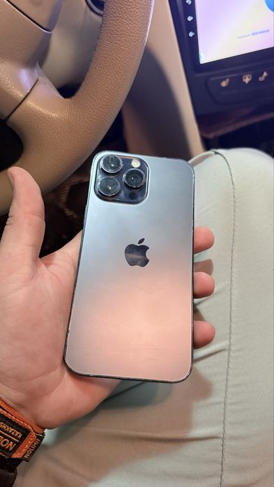 Продам 14 про макс