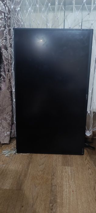 Монитор на запчасти