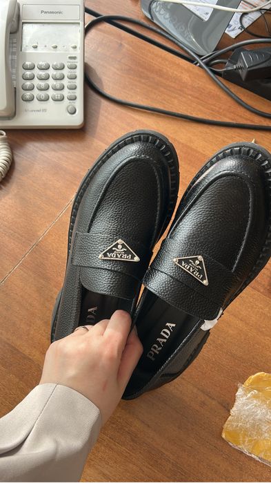 Продам лоферы новые