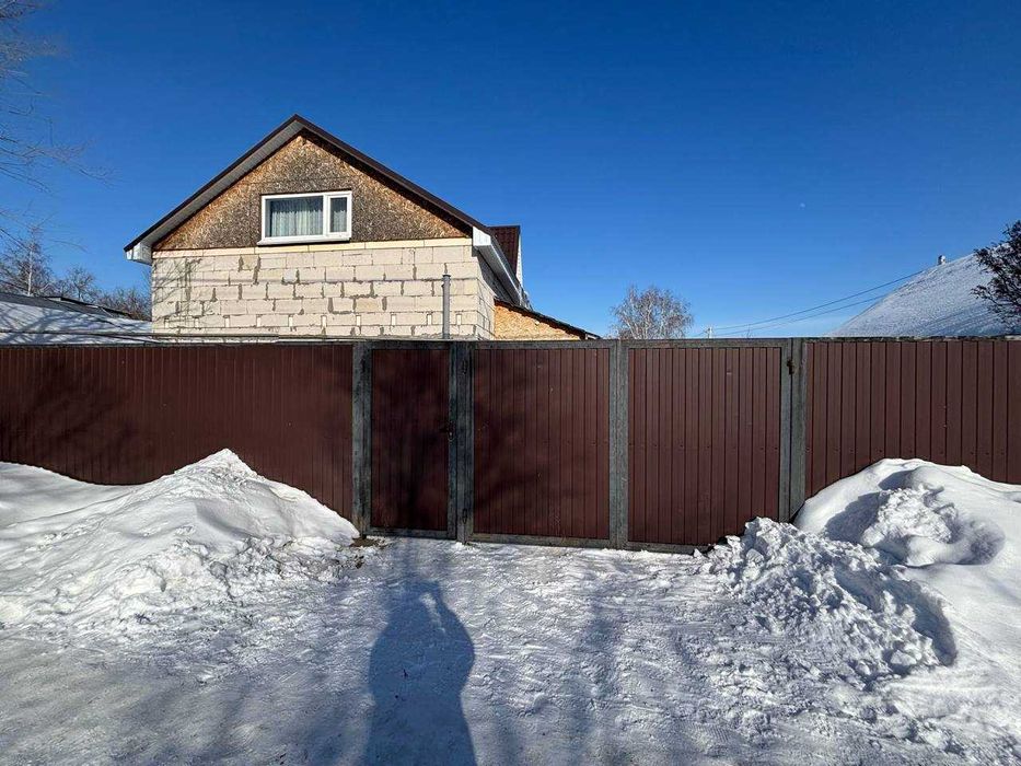 Продается новый коттедж в центре города