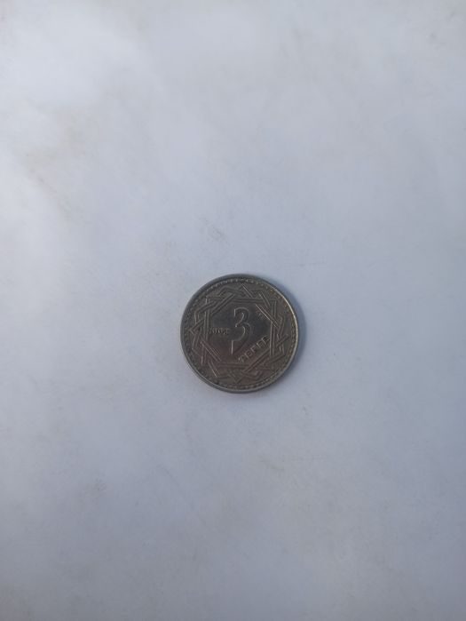 Продам монету 3 тенге 1993 год