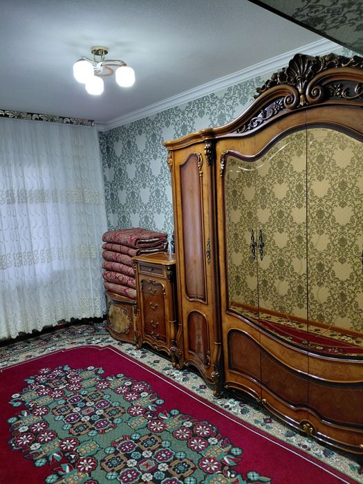 Квартира сотилади 4этаж 3 хона 72кв банковский Олмазор тумани калонова