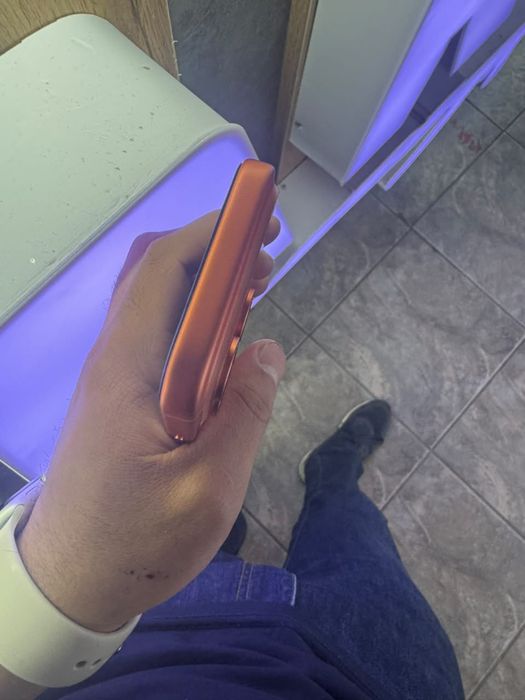 Продам iPhone 17 pro