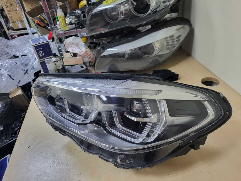 Ляв фар BMW X3 X4 G01 G03 Adaptive LED lqv far бмв 3 4