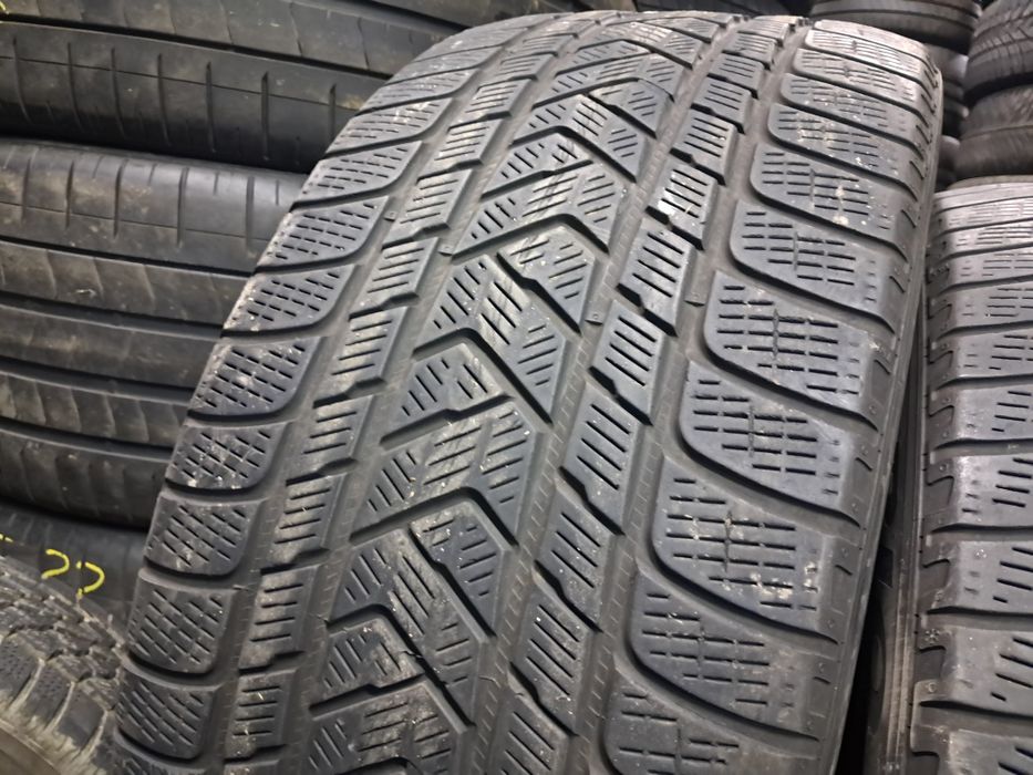 Anvelope second iarna 285 40 R22 Pirelli 2023