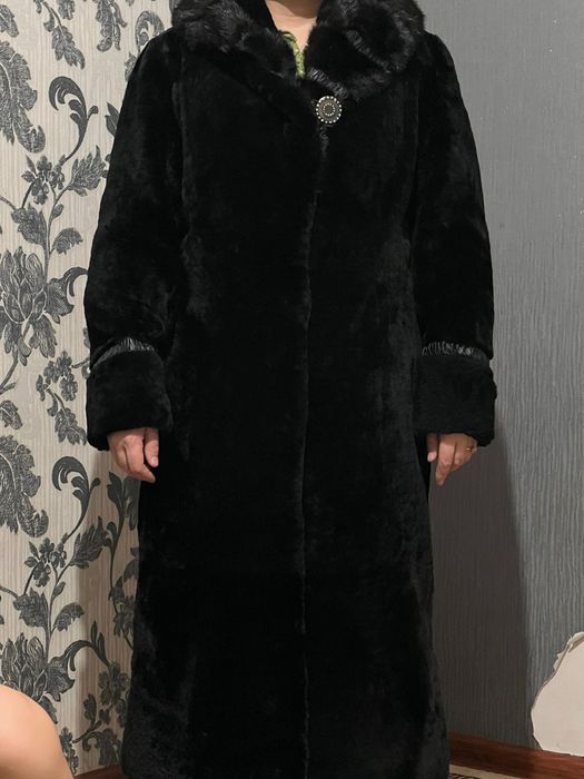Продам женская одежда. Шуба мутон
