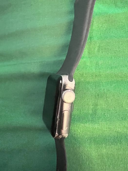 Vand Apple watch seria 3