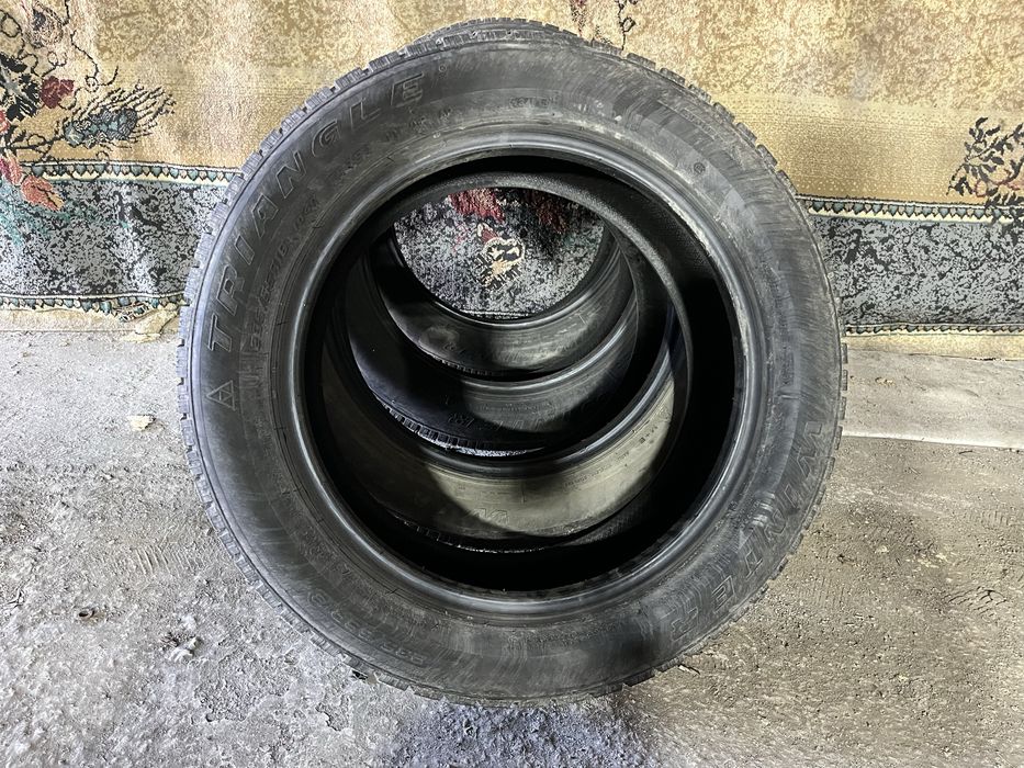 Зимние шины Triangle 235/55 R18