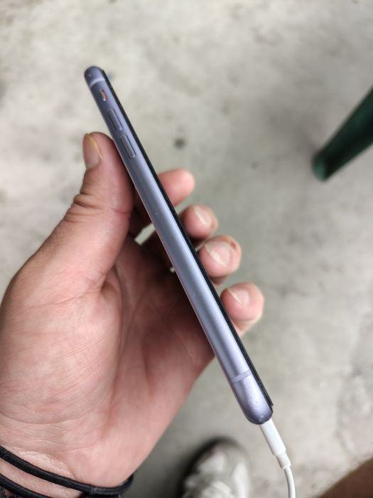 Huse iPhone 11 purple