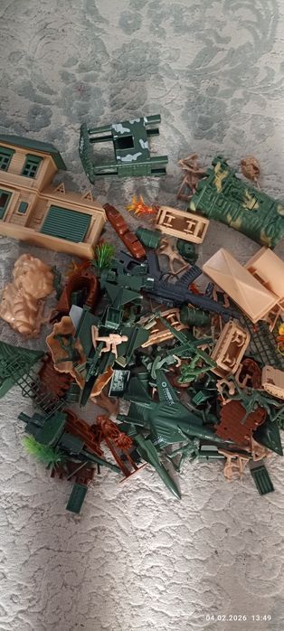Военный набор игрушек