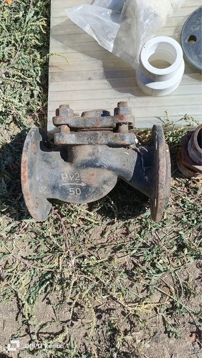 Продам сантехнические материалы