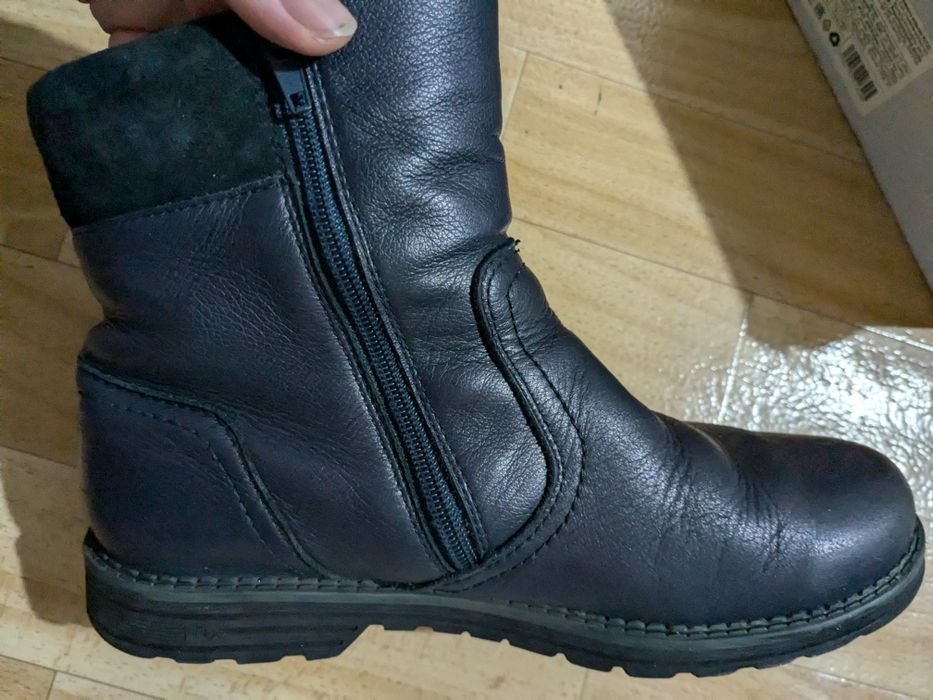 Сапоги зимние на мальчика 38р,