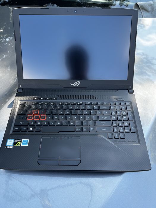 Vand laptop gaming asus rog strix gl503v