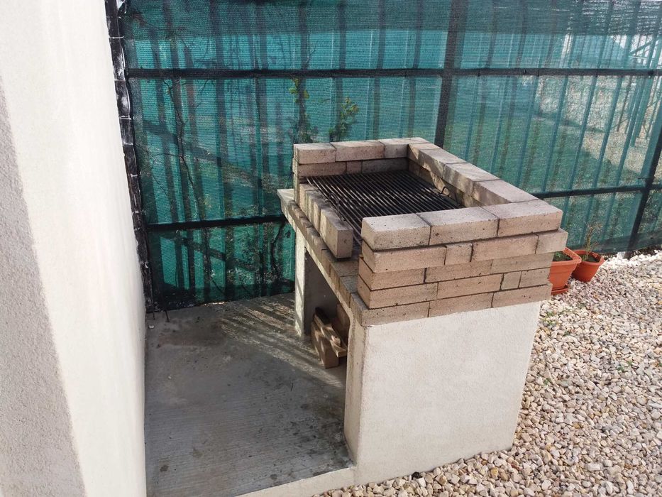 PF SCHIMB Apartament duplex (170mp + curte proprie 40 mp) in MAMAIA NORD cu CASA zona limitrofa Constanta sau Bucuresti