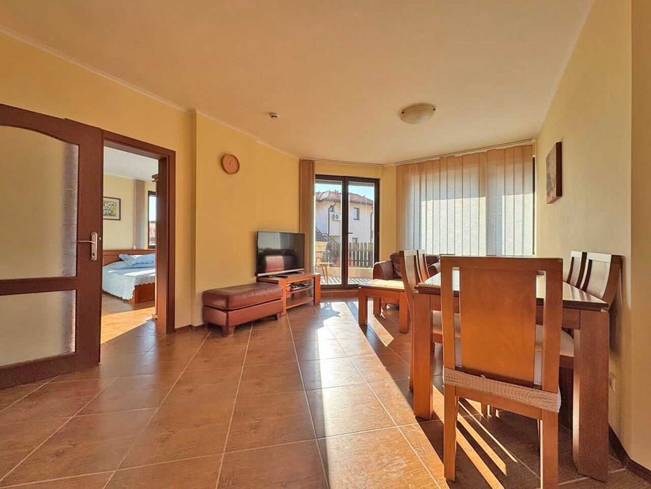 Просторен тристаен апартамент в к-с „Bay View Villas“, Кошарица