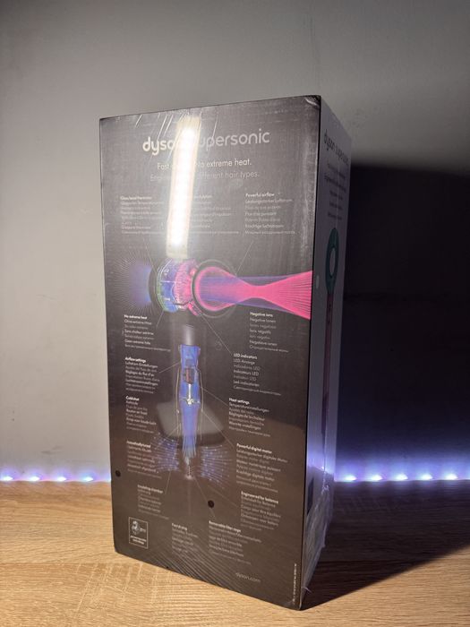 Dyson supersonic
