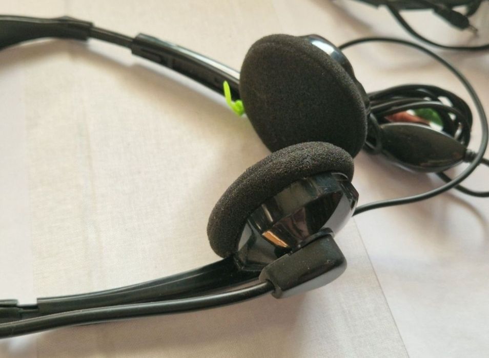 Căști audio cu microfon