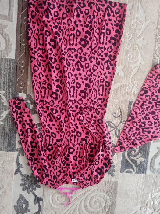 Продам платье новое