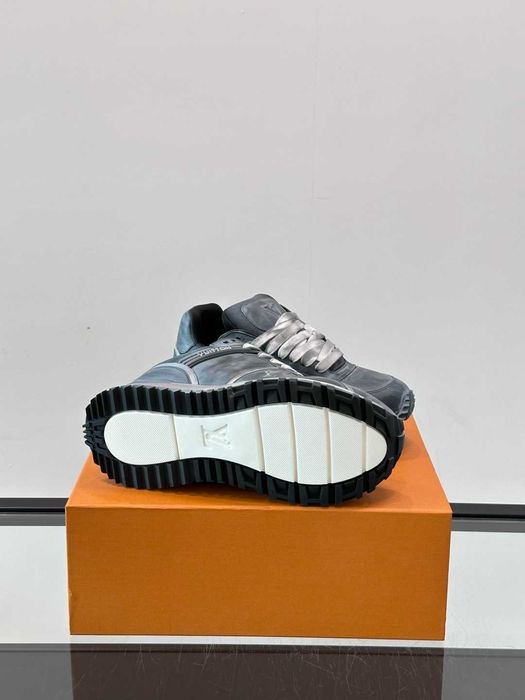 Adidasi Louis Vuitton Run Away Maxi Premium