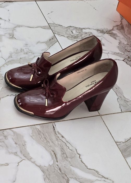 Туфли  бордовогоцвета