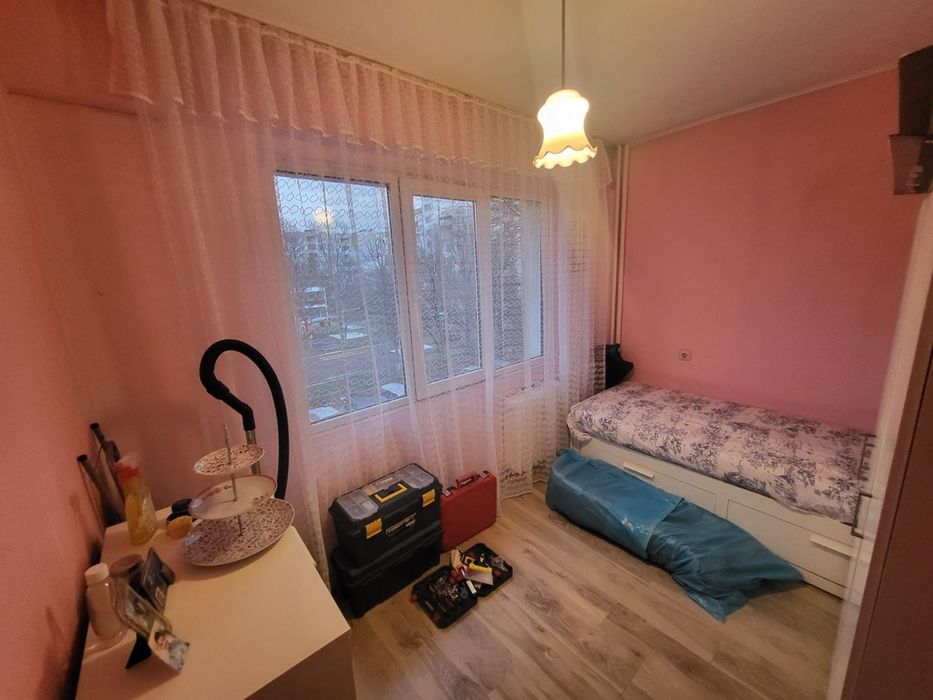 Тристаен апартамент в ж.к. Люлин 7! До детски градини!