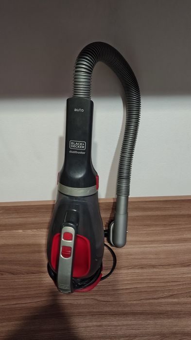 Aspirator pt mașina Black Deker. 100 preț fix