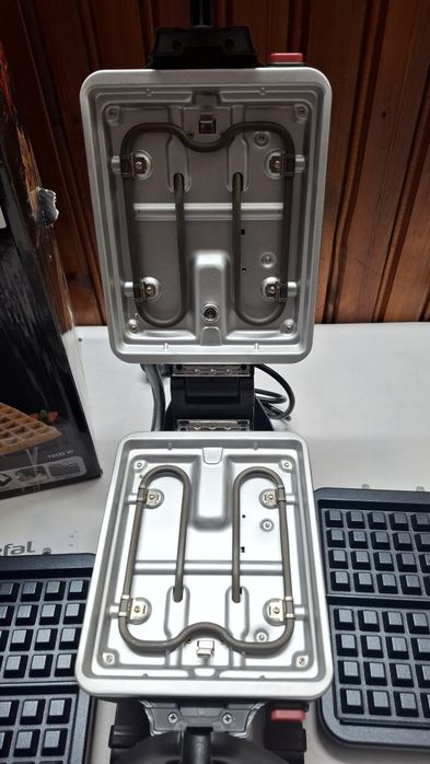 Гофретник Tefal Profi King Size, 1200W,въртящ се двоен