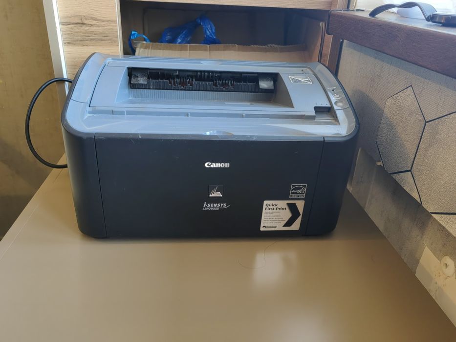 Принтер  canon LBP 2900B в отличном качестве