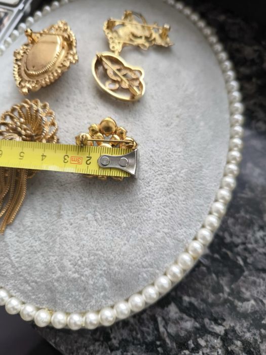 Lot 5 brose vechi, de provenienta germana