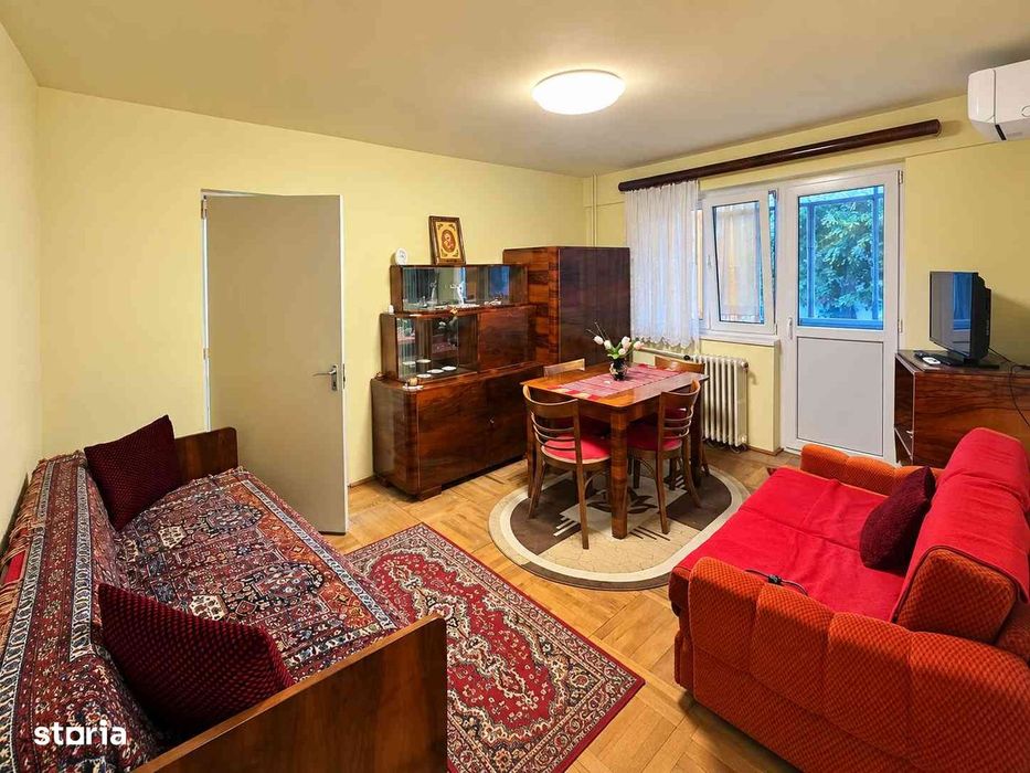 Apartament 2 camere Boul Rosu