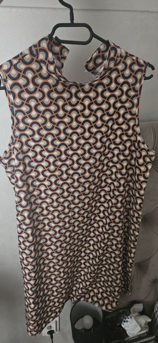 Rochie ,noua fără eticheta,impecabilă