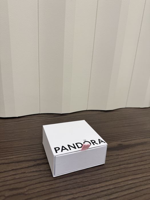 Продам браслет Pandora