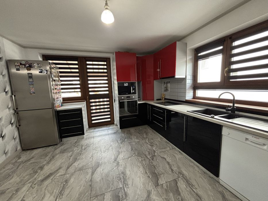 Casa 5 camere pretabila pentru 2 FAMILII in Cartierul Arhitectilor