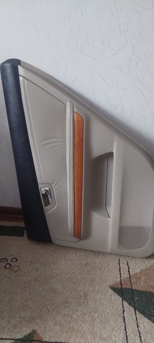 Продам дверные карты Лексус RX330