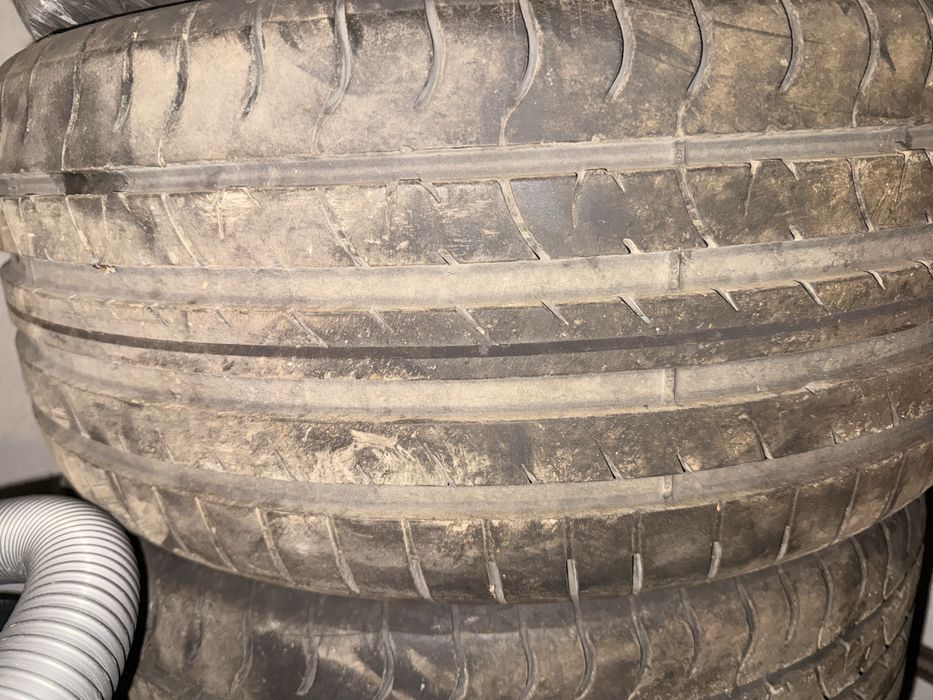 Летни гуми 225/40/18