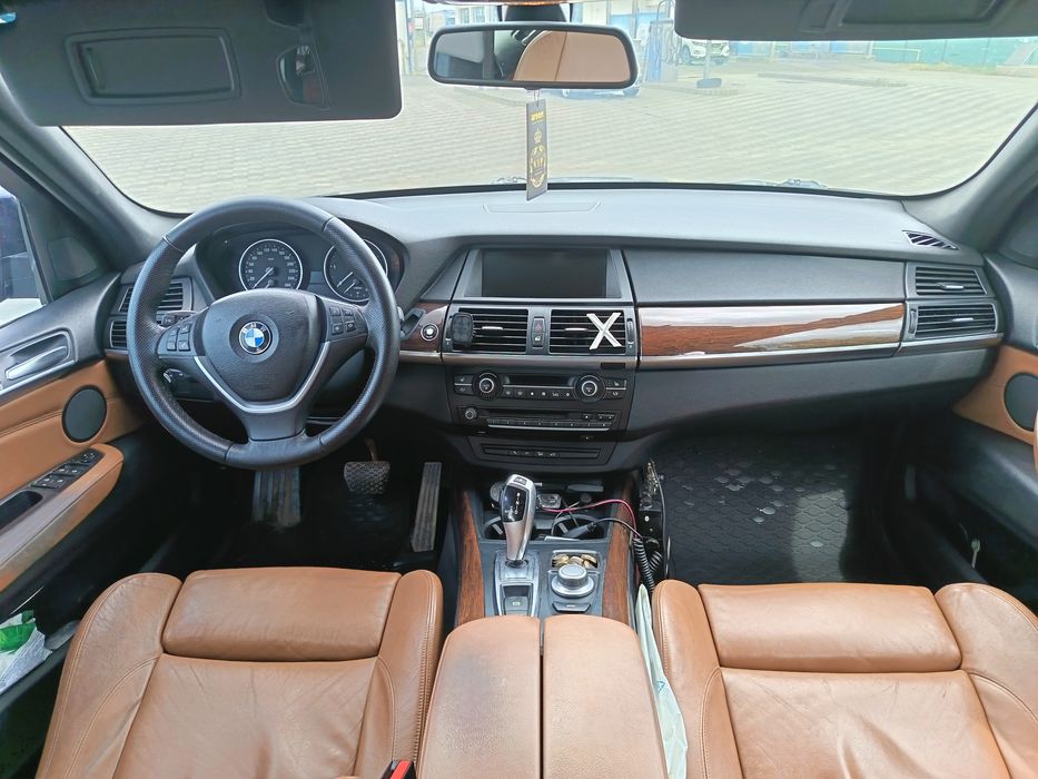 BMW X5 .fab.2009.motor 235CP