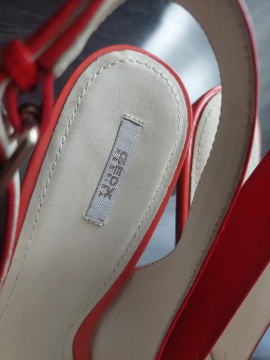 Sanda de dama marimea 40 nou GEOX