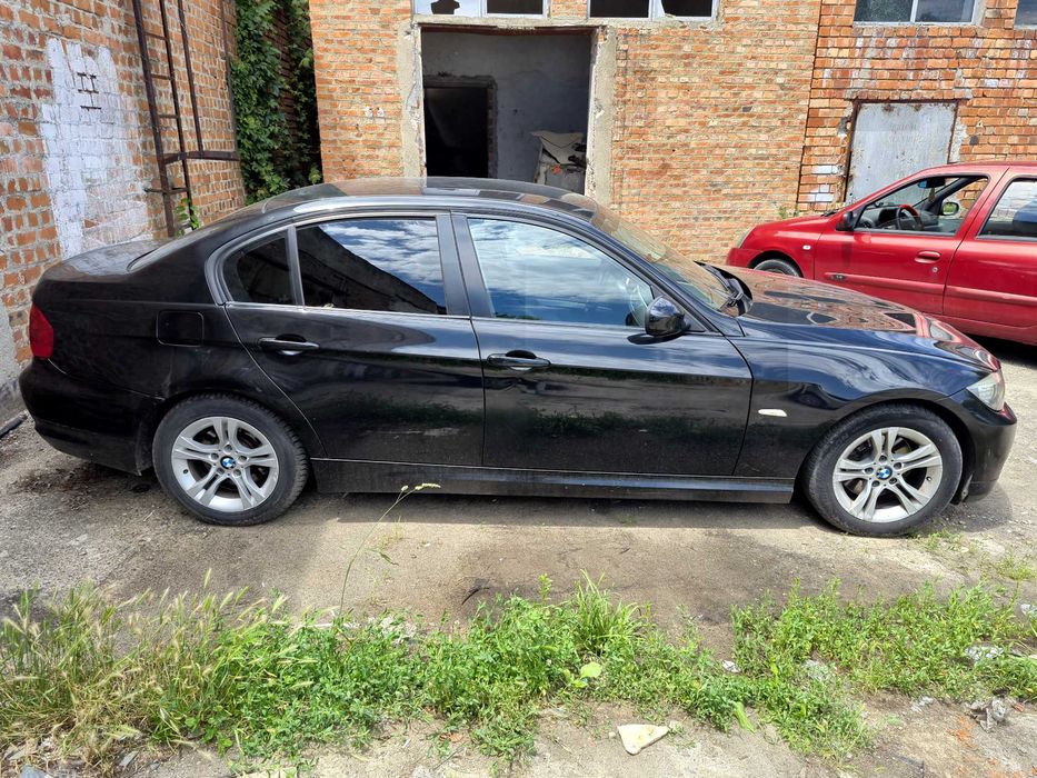 BMW 3 Series 2009