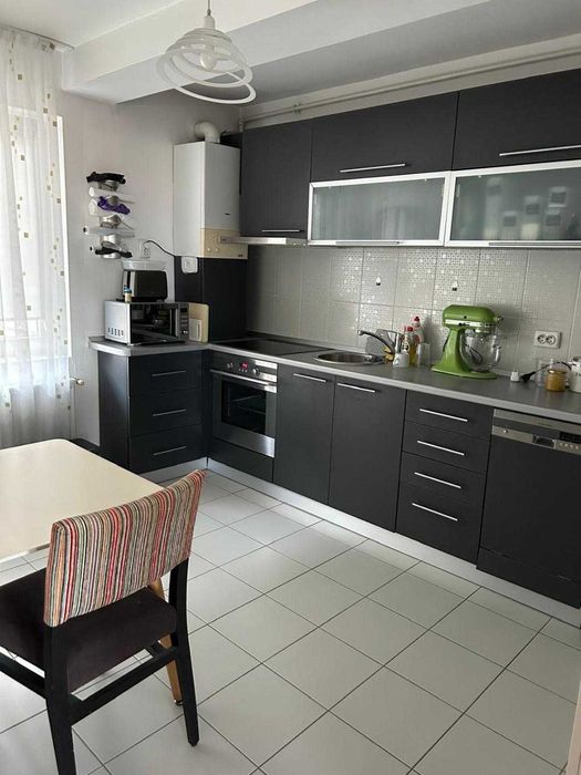 Apartament 4 camere de vanzare in Europa, Cluj Napoca