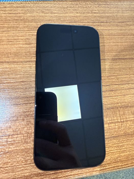 Vand / schimb Iphone 16 pro 128 titanium  black, Baterie 100%