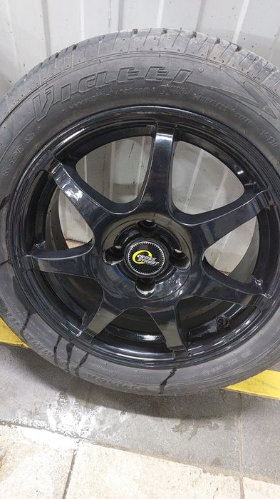 Комплект дисков с резиной